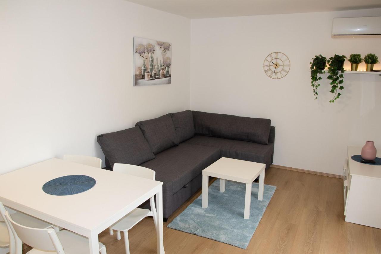 Goya - Selce Apartamento Exterior foto