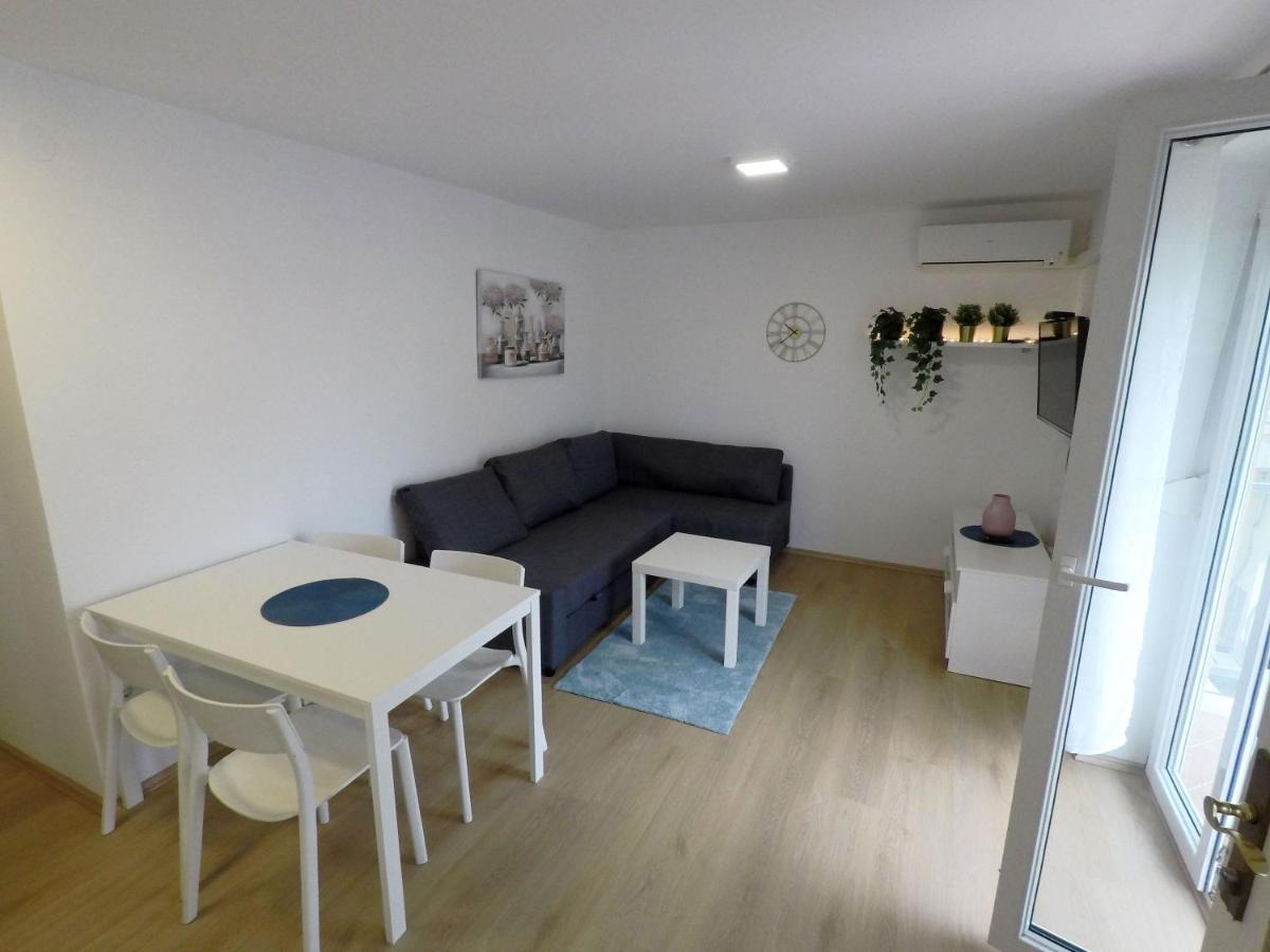 Goya - Selce Apartamento Exterior foto