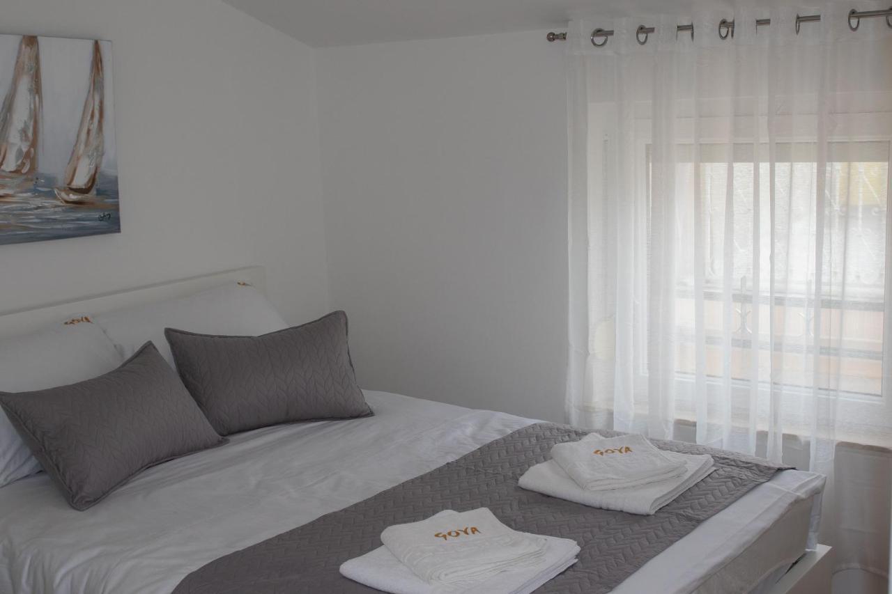 Goya - Selce Apartamento Exterior foto